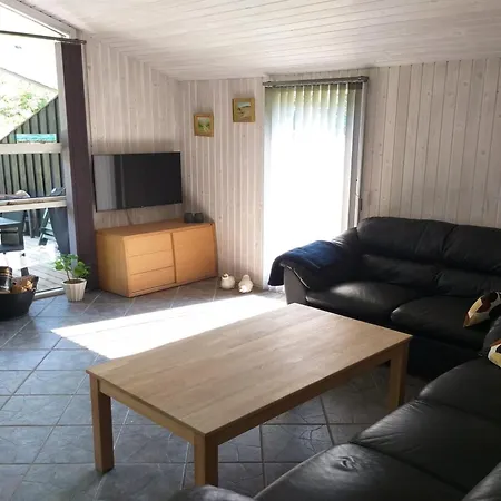 Holiday home Olli - 600m From The Sea By Interhome